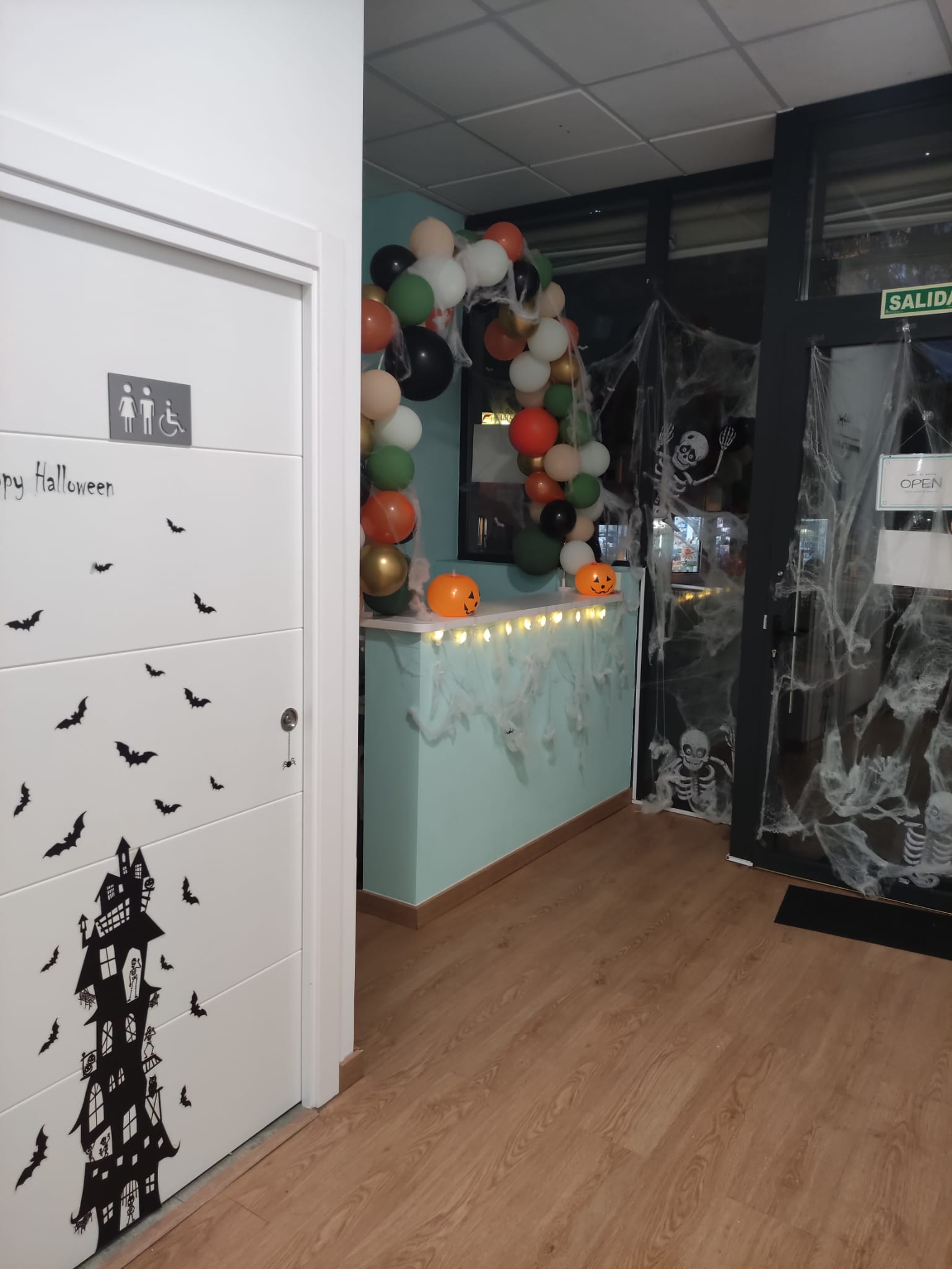 Halloween WE Academy 2024!